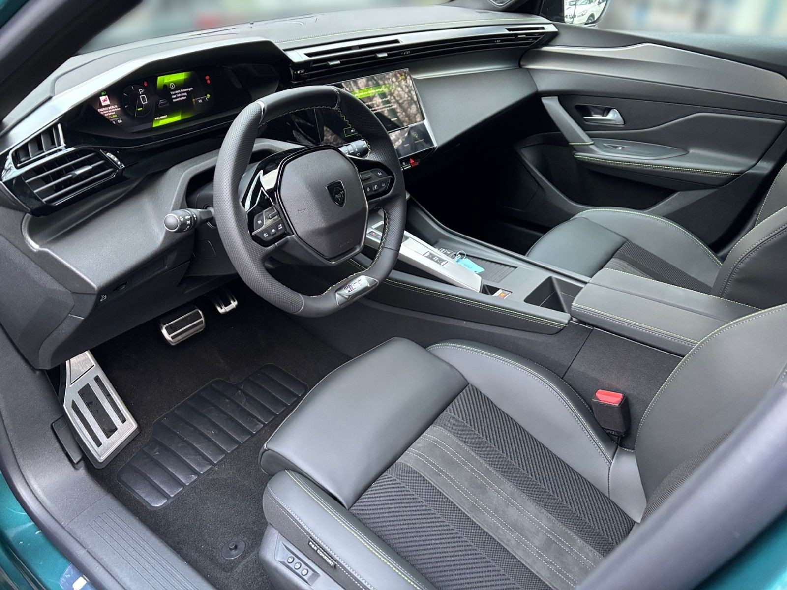 Peugeot 308 SW GT Hybrid 145 e-DSC6 *360°Kamera*Carplay*