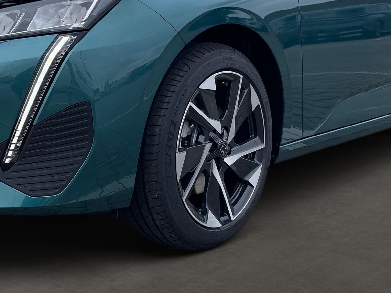 Peugeot 308 SW Allure PureTech 130 EAT8 *360°Kamera*SHZ*
