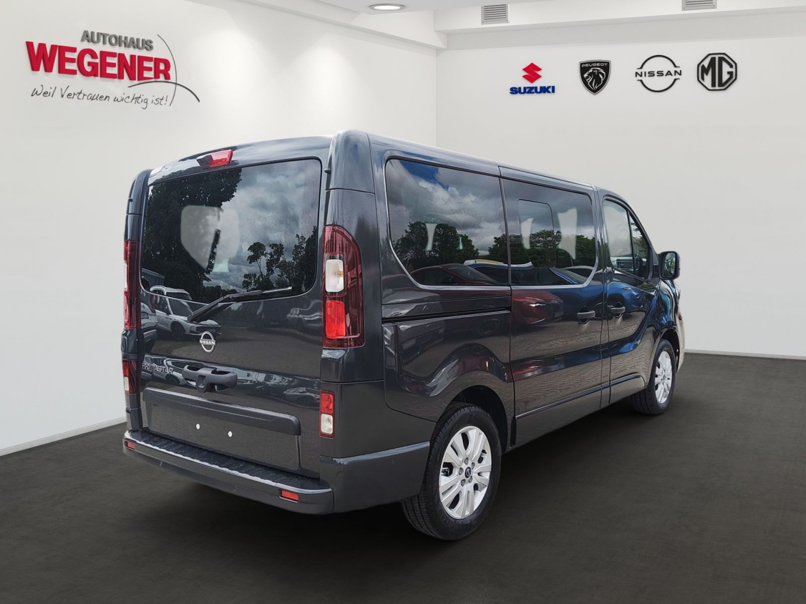 Nissan Primastar Kombi9 L1H1 2,8t