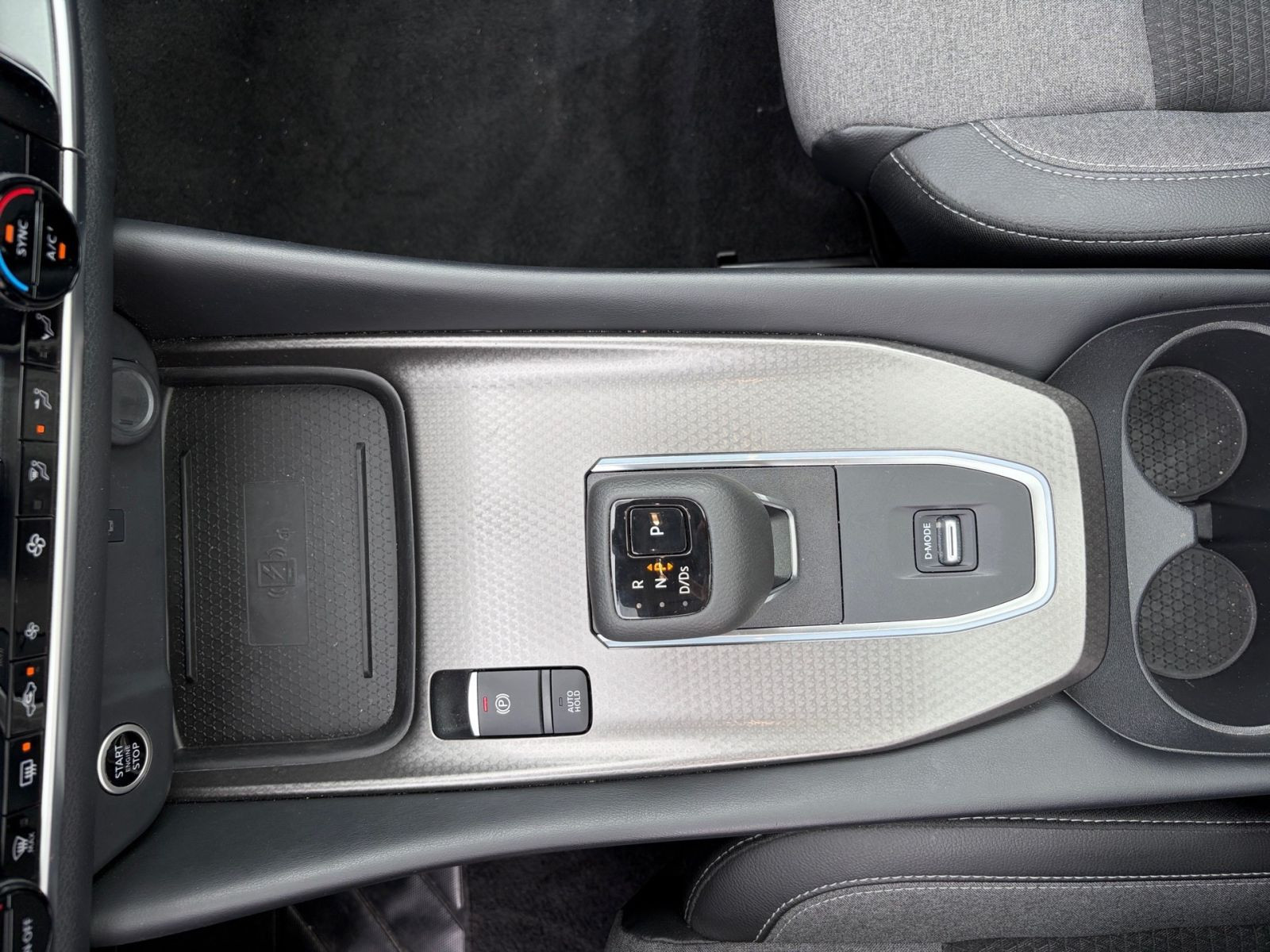 Nissan QASHQAI N-Connecta 1.3 DIG-T Winter 360° Pano