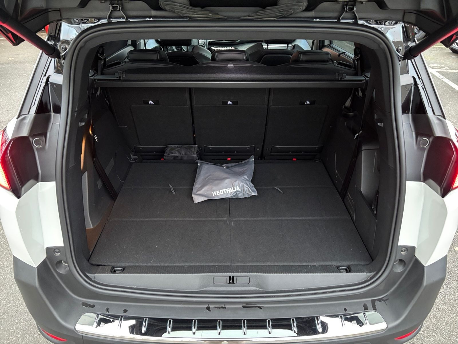 Peugeot 5008 Allure Pack PureTech 130 EAT8 *Kamera*SHZ*