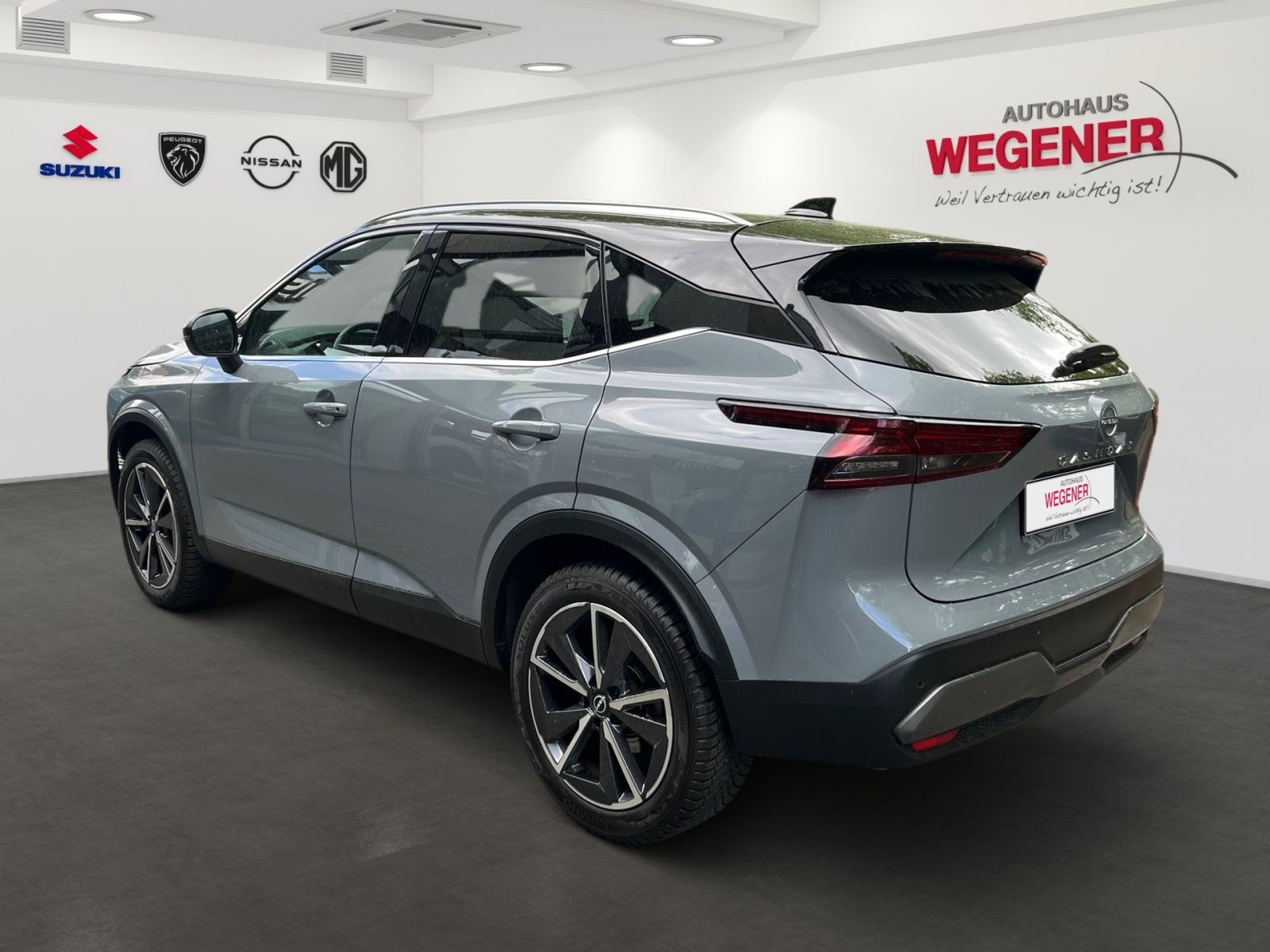 Nissan Qashqai 1.3 DIG-T AT Tekna+ Pano*HeadUp*Massage