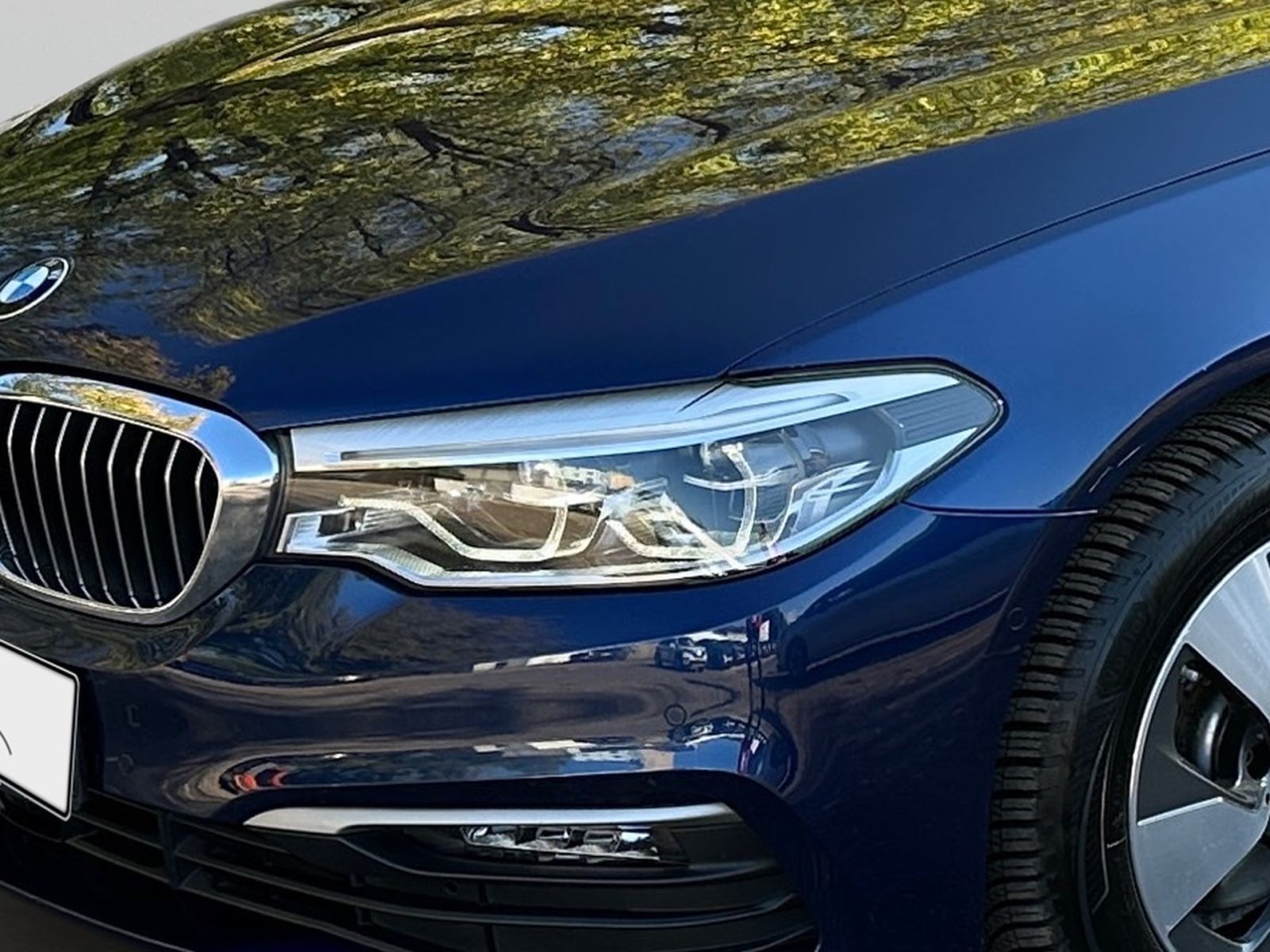 BMW 520d LIM LUXURY LED NAVI PANO KAM SHZ STHZ LHZ