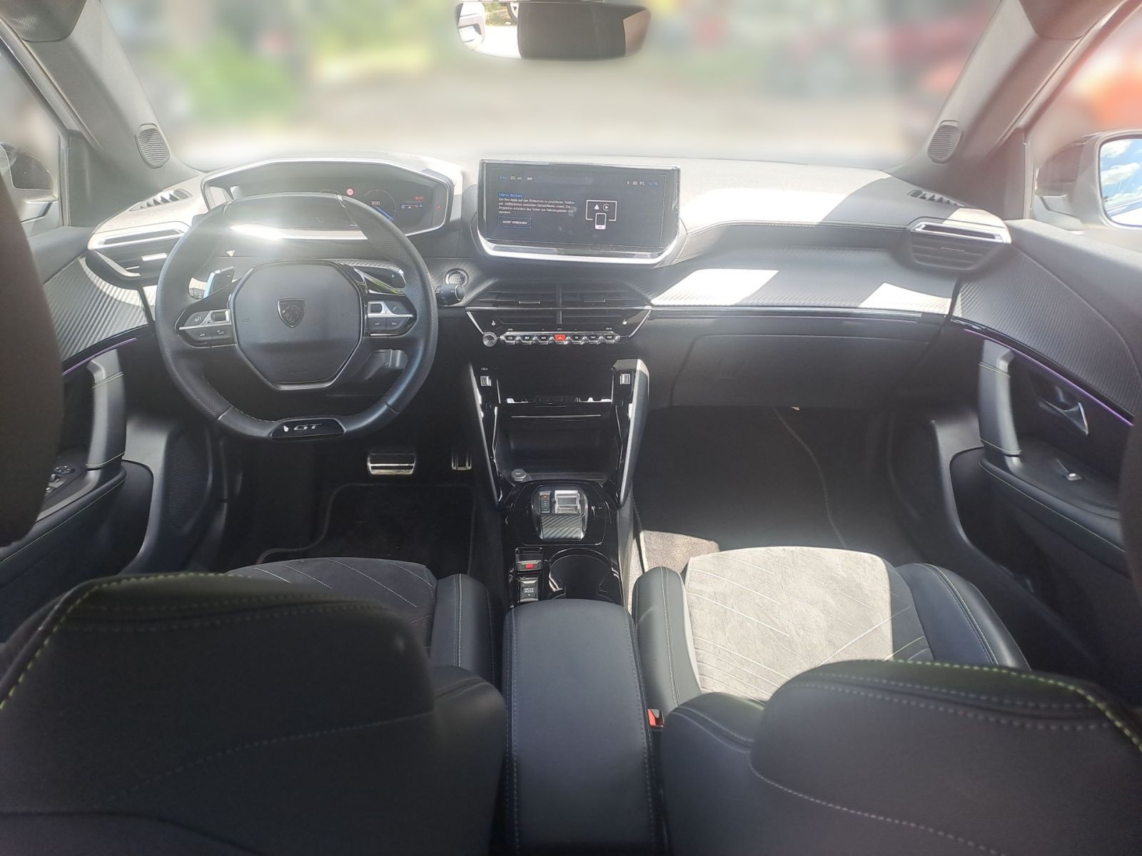 Peugeot 2008 1.2 GT AT Navi Leder Shz 1.Hand Allwetter