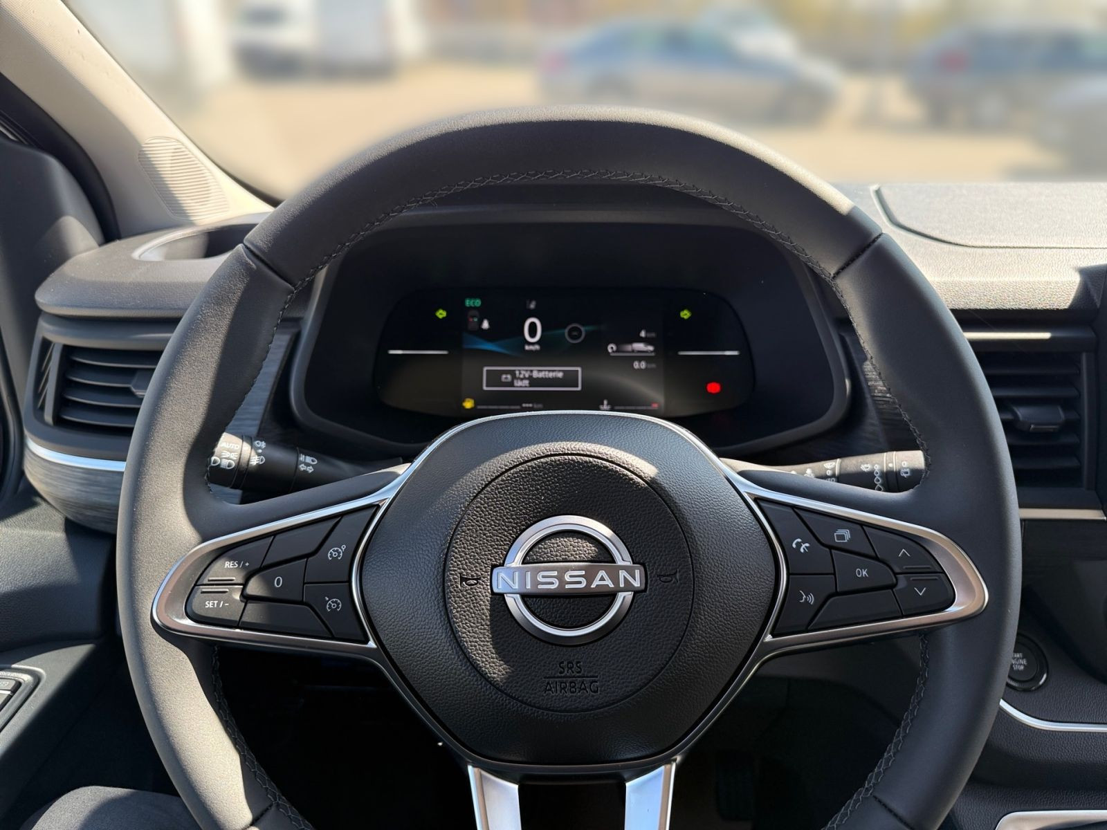 Nissan Primastar Kombi 9 L1H1 2,8T CAM*Navi*PDC*CarPlay