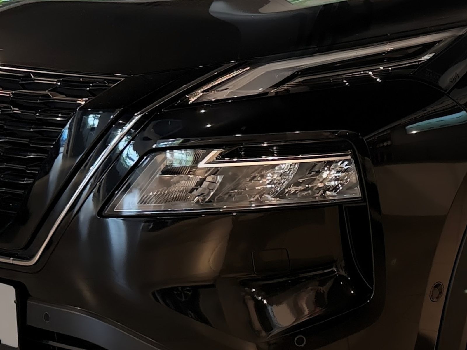 NISSAN X-Trail Tekna 1.5 AT - 4x4 HUD LED LKA SWA SHZ B