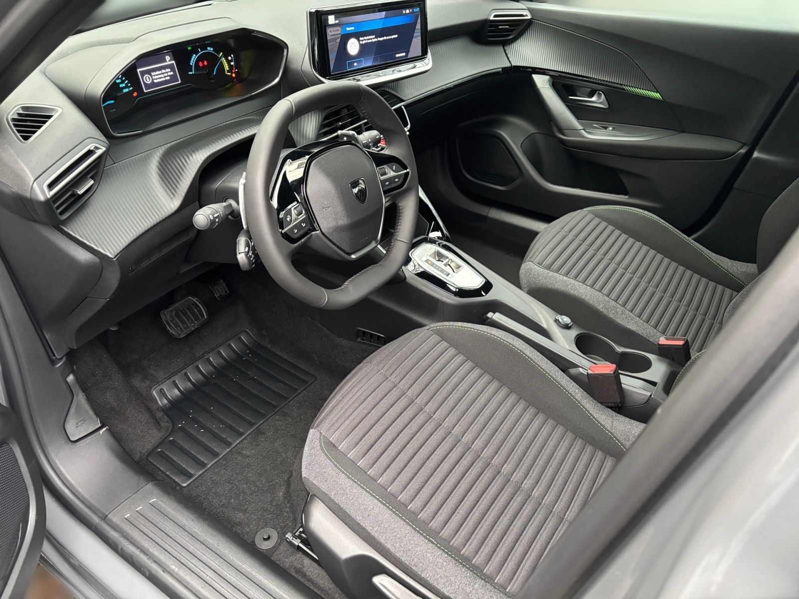 PEUGEOT 2008 Active Hybrid 145 e-DSC6 *Kamera*SHZ*LED*