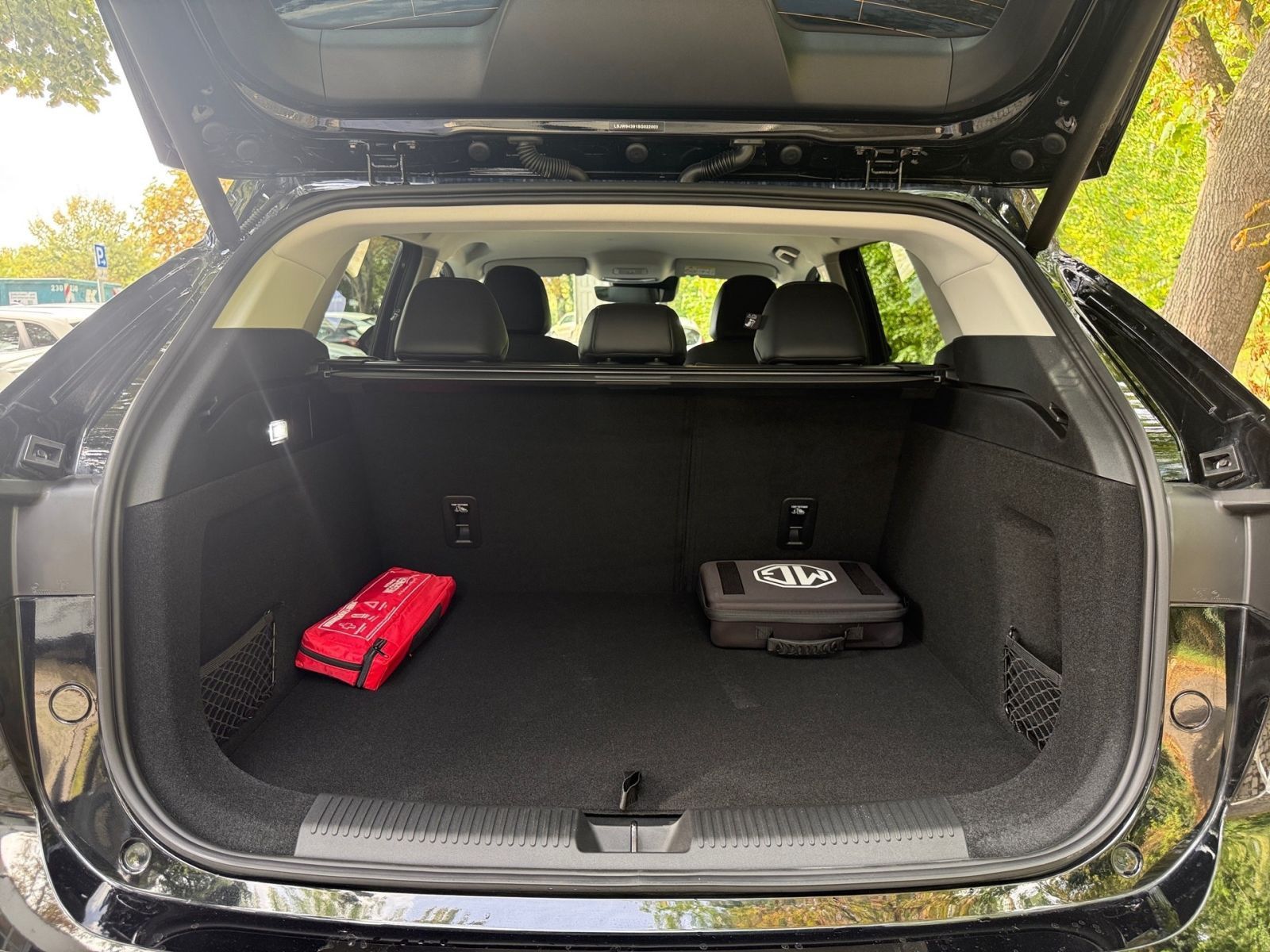 MG HS PHEV Luxury Standheizung|LED|360|CarPlay|ACC