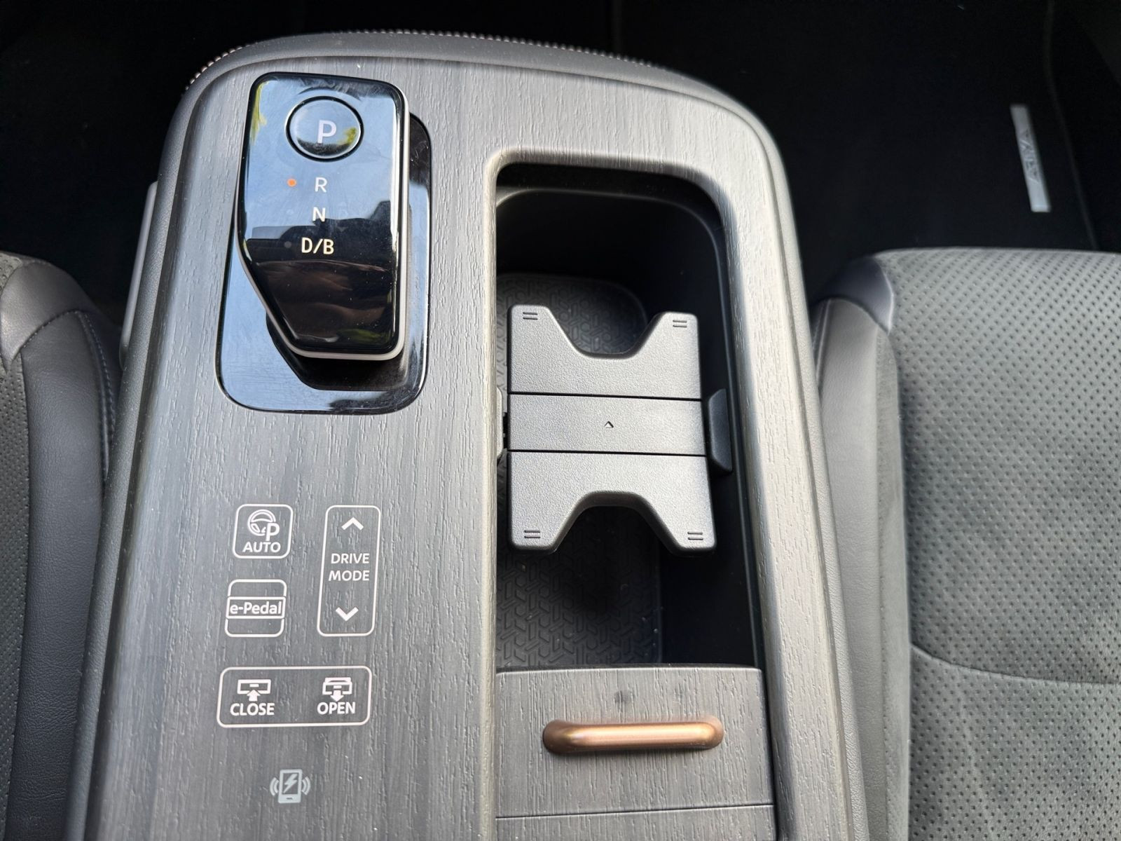 Nissan ARIYA 87 kWh Evolve Pack+HUD*Navi*Keyless*BOSE