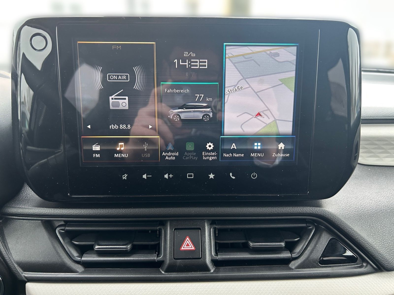 SUZUKI SWIFT COMFORT HYBRID ACC*Navi*Kamera*PDC