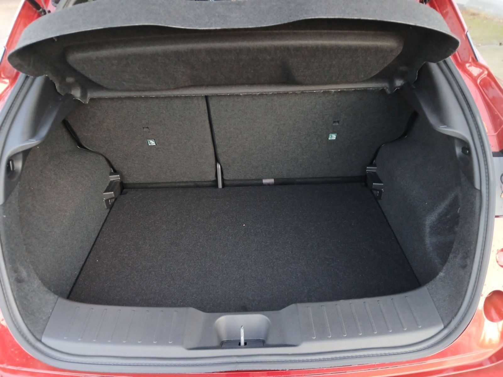 NISSAN JUKE N-CONNECTA Hybrid AT *KAM SHZ BFS CarPlay*