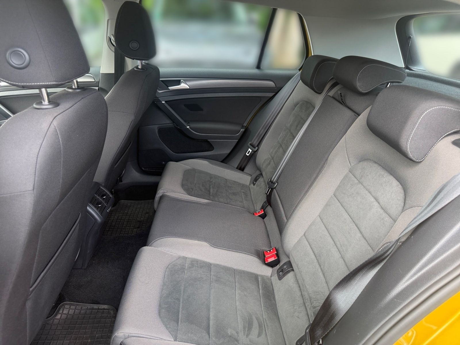 Volkswagen Golf 1.5 TSI Comfortline Massage*ACC*LED+*Navi