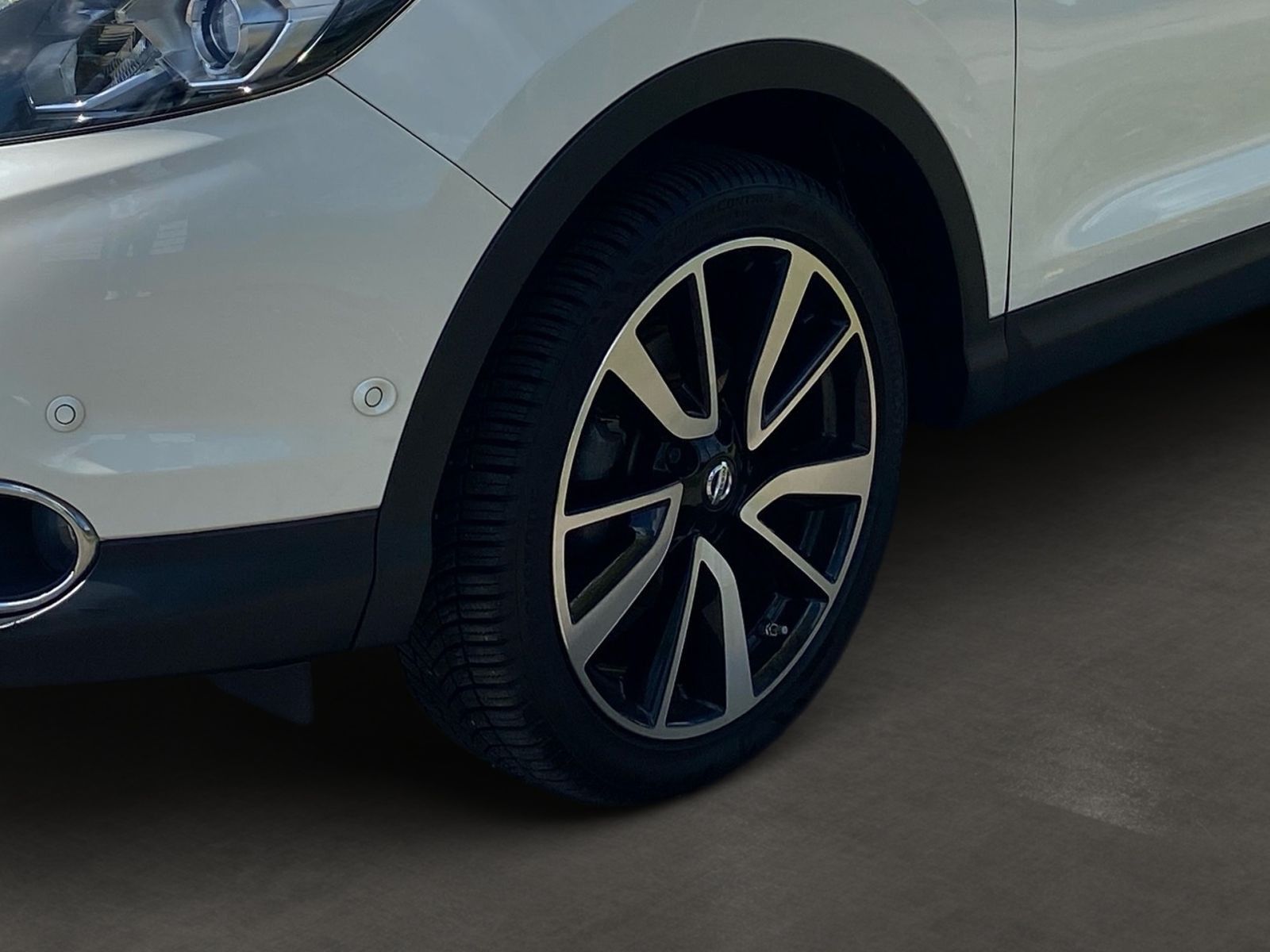 NISSAN QASHQAI Tekna 1.5dCi Safety+I-PA Glasdach EURO6