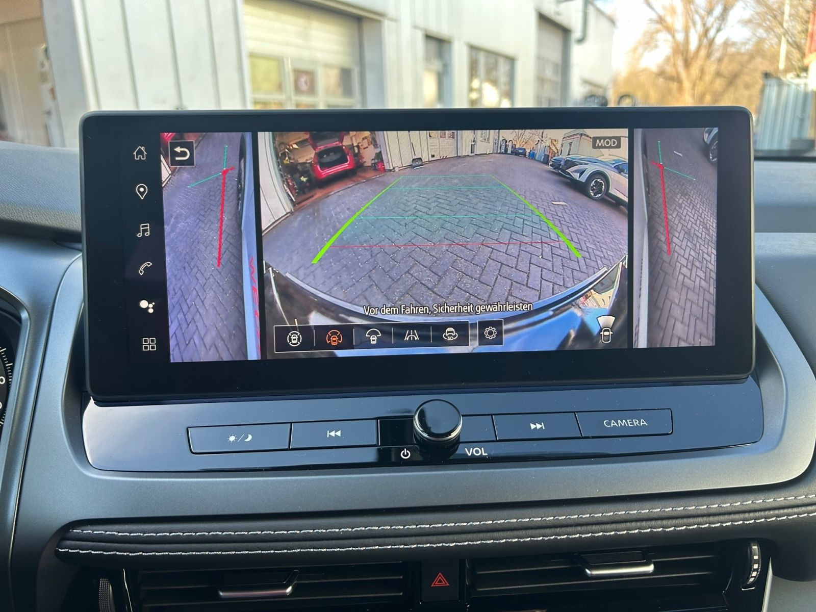 Nissan QASHQAI 1.3 DIG-T MHEV MT *PGD SHZ BFS HUD AFA*