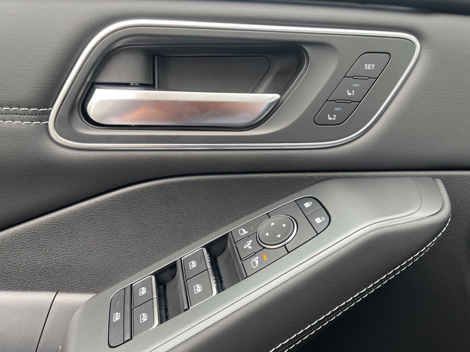 NISSAN QASHQAI TEKNA 1.5 VC-T e-POWER  NAVI 360° WINTER