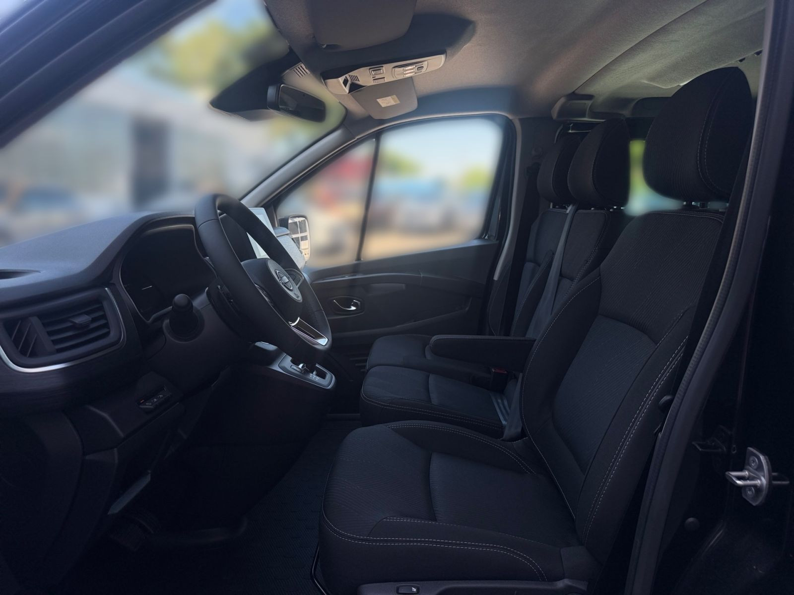 Nissan PRIMASTAR Kombi L2H1 Tekna LED CAM Totwinkel Navi