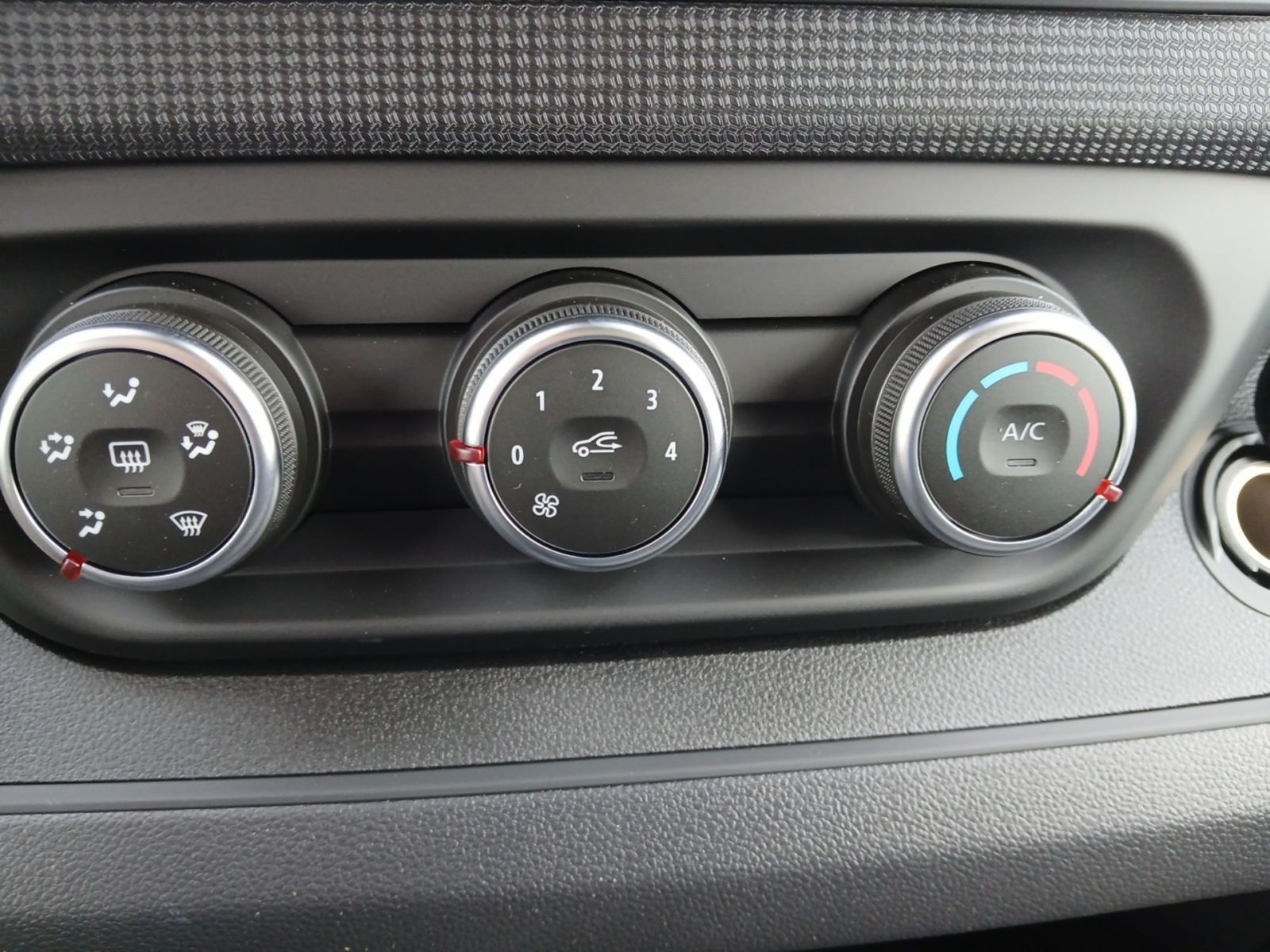 NISSAN Primastar Kasten 2.0 dci L1H1 N-Connecta LED*CAM