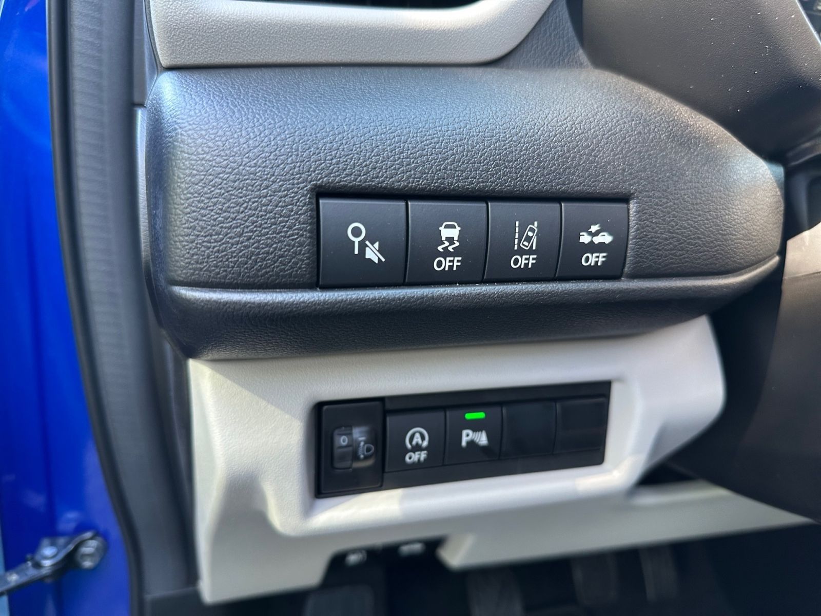 SUZUKI SWIFT COMFORT+ HYBRID Navi SHZ Kamera