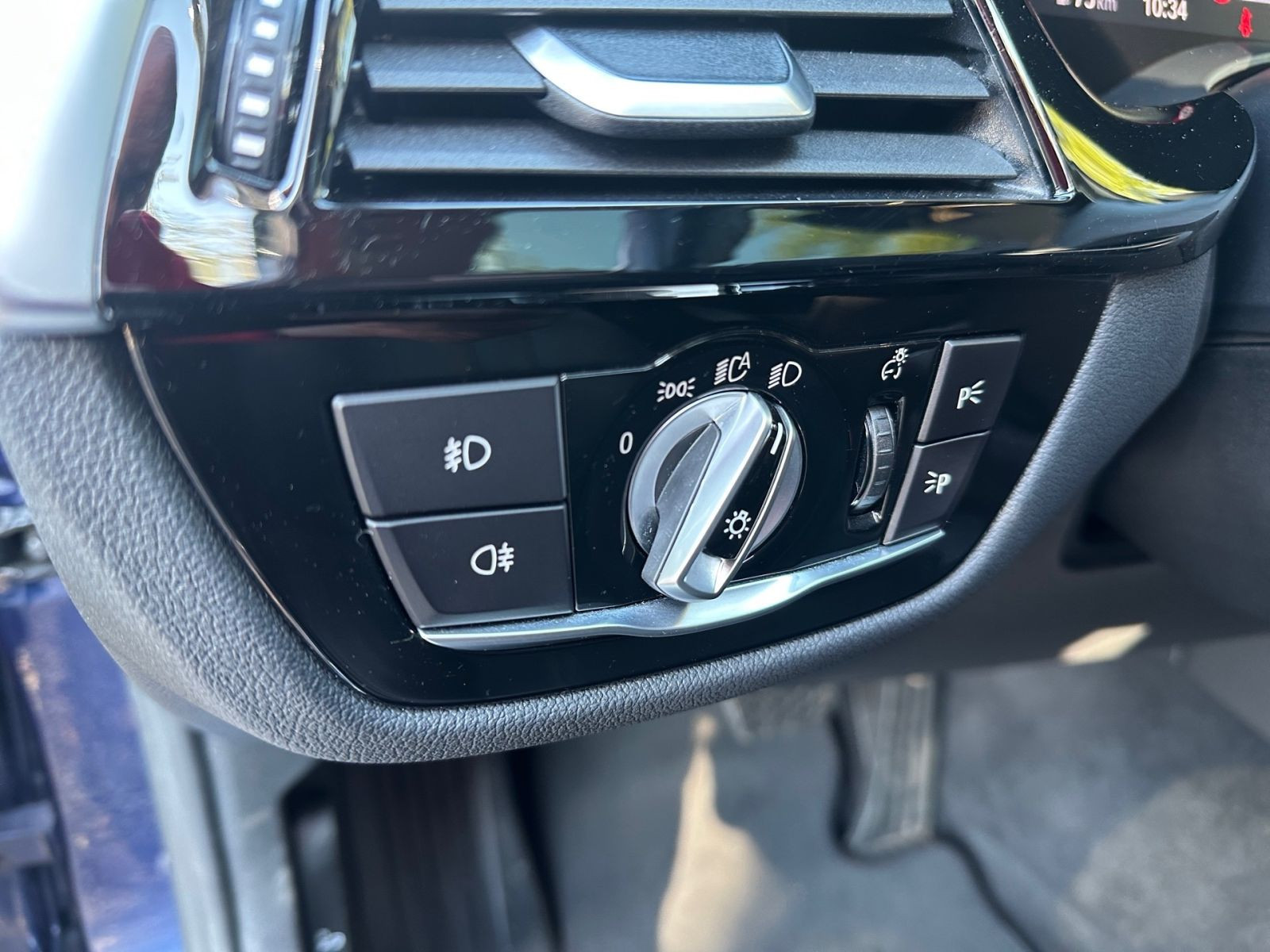 BMW 520d LIM LUXURY LED NAVI PANO KAM SHZ STHZ LHZ