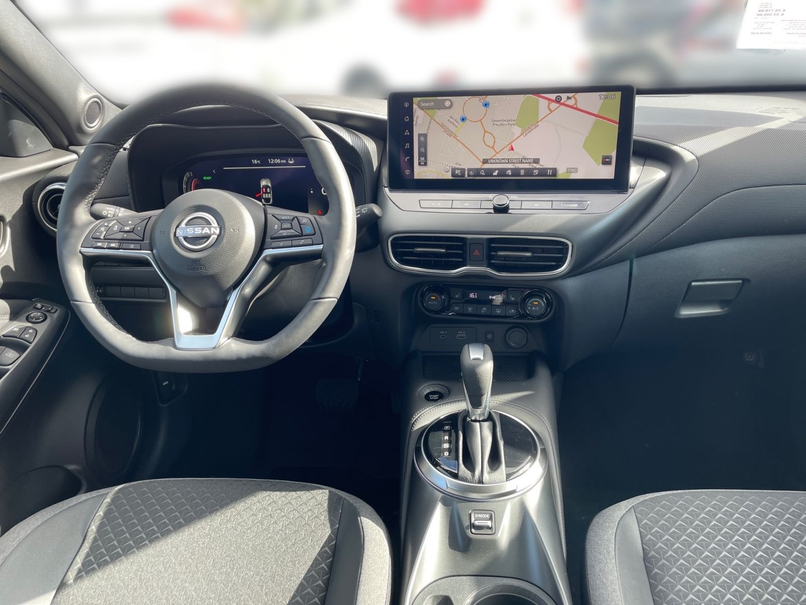 NISSAN JUKE N-CONNECTA  1.6 HYB 143PS LED LHZ SHZ PDC F
