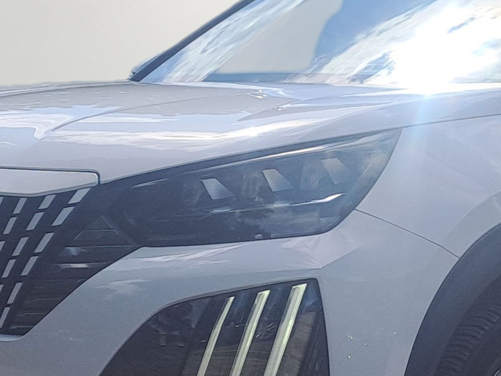 Peugeot 2008 1.2 GT AT Navi Leder Shz 1.Hand Allwetter