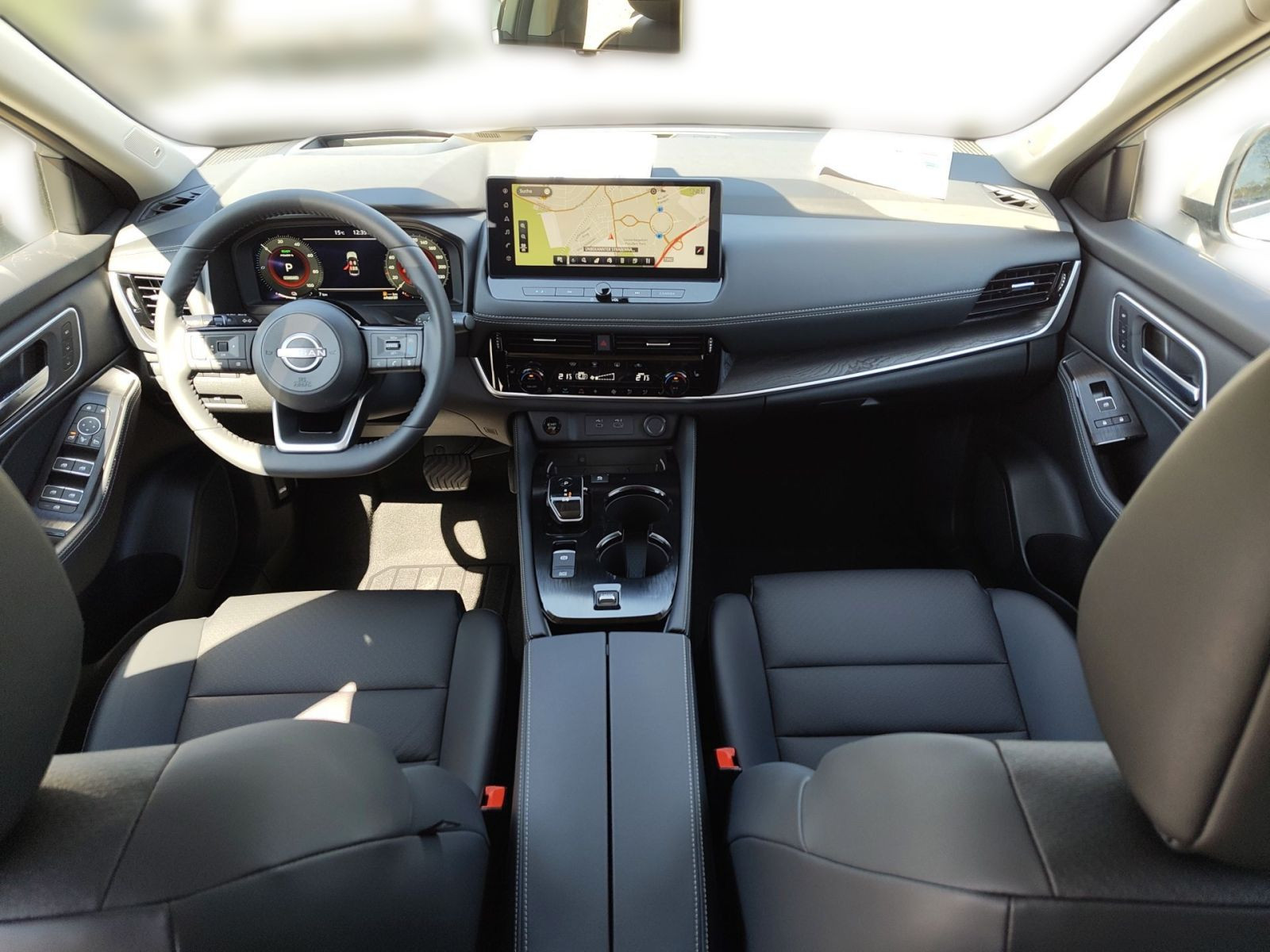 Nissan X-Trail Tekna 1.5 AT - HUD NAVI SHZ Keyless 360CAM ACC LKA SWA