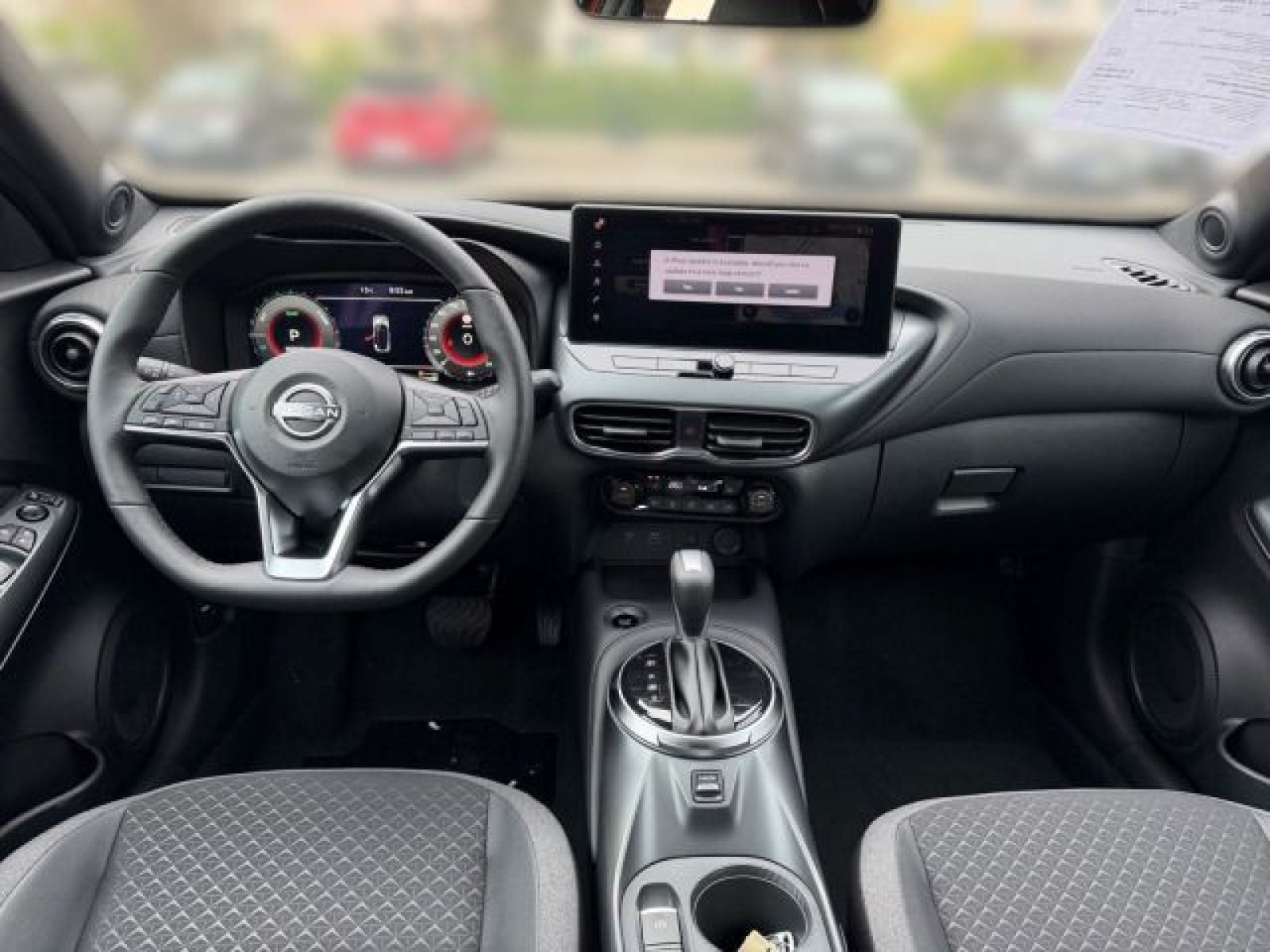 Nissan JUKE N-Connecta 1.6 Hyb. AT - SHZ PDC LED CarPlay