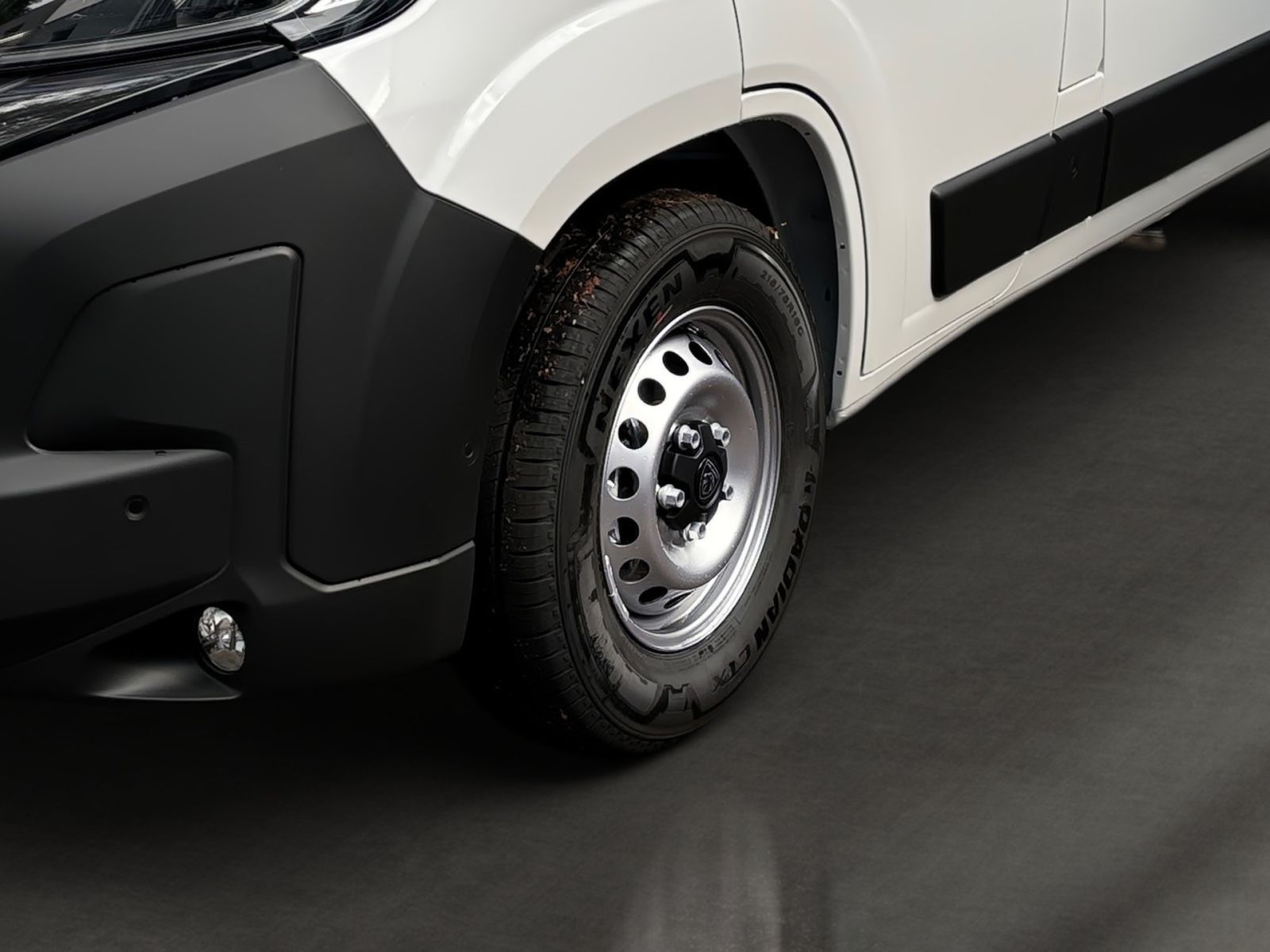 PEUGEOT Boxer Kastenwagen 335 L2H2 BlueHDi 140 EAT8