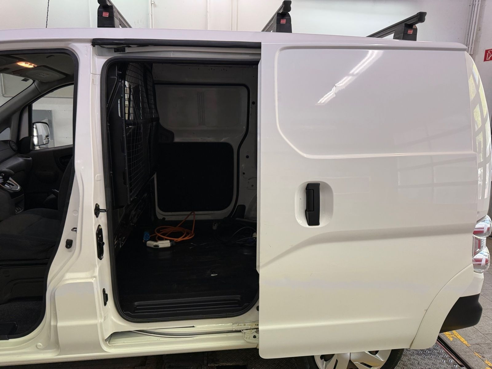 Nissan e-NV200 Kasten - NAVI BT SHZ CAM KEYLESS