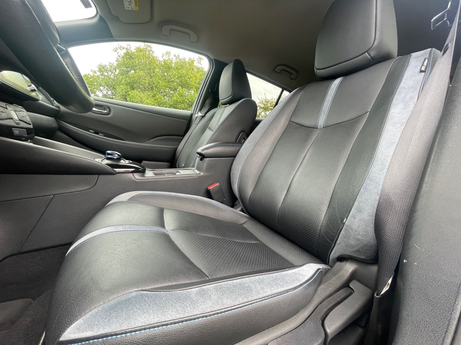 NISSAN Leaf  Tekna 40 - CAM Sitzheizung Navi