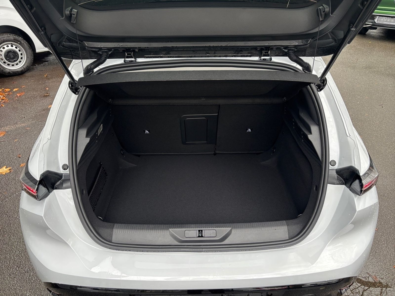 Peugeot 308 Allure Hybrid 145 e-DSC6 *Kamera*SHZ*