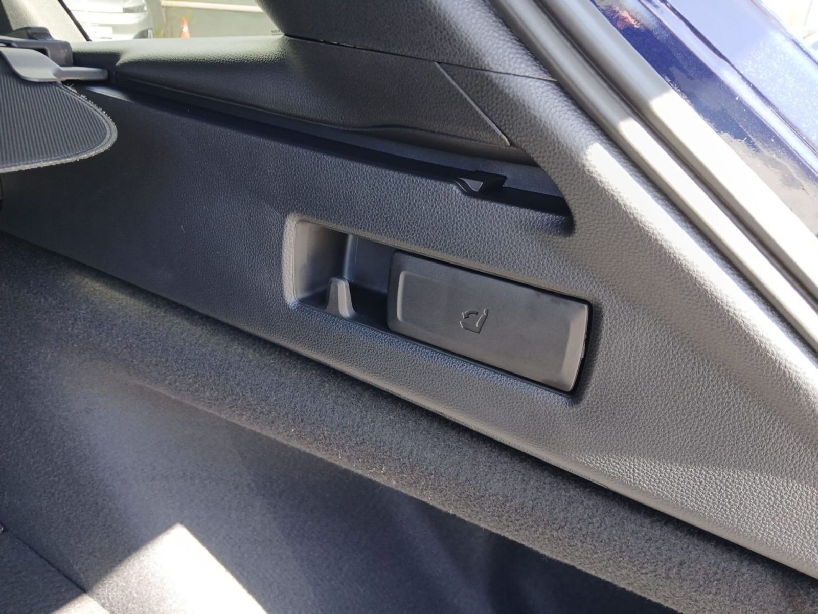 SUZUKI Swace 1.8 Comfort+ CVT Hybrid Navi*CarPlay