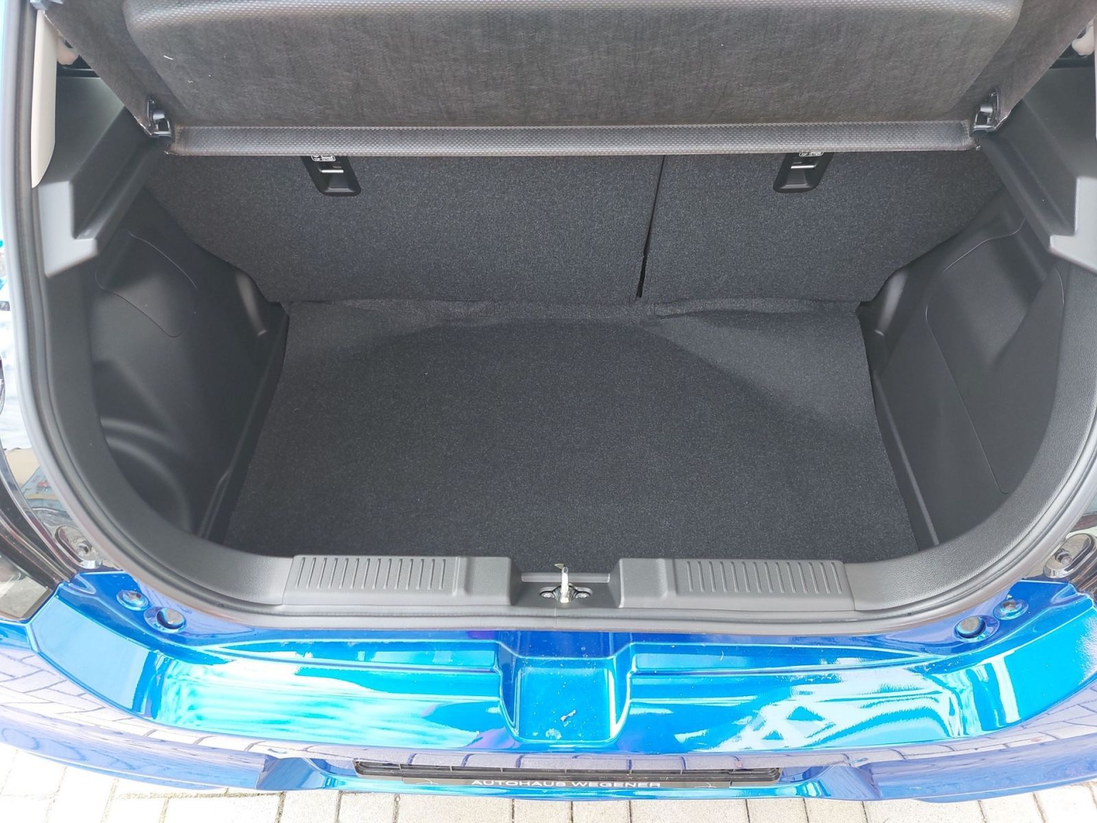 SUZUKI Swift Comfort+ CVT HYBRID NAVI CAM SHZ