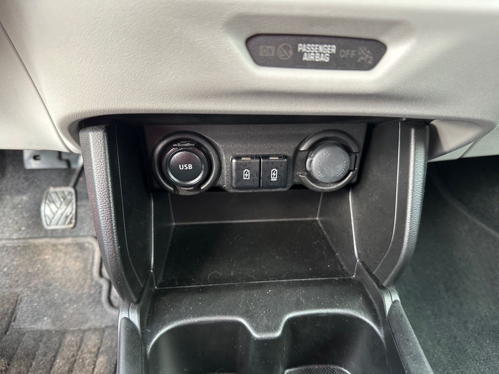 SUZUKI Swift Comfort Hybrid 1.2 MT LED NAVI KAMERA SHZ