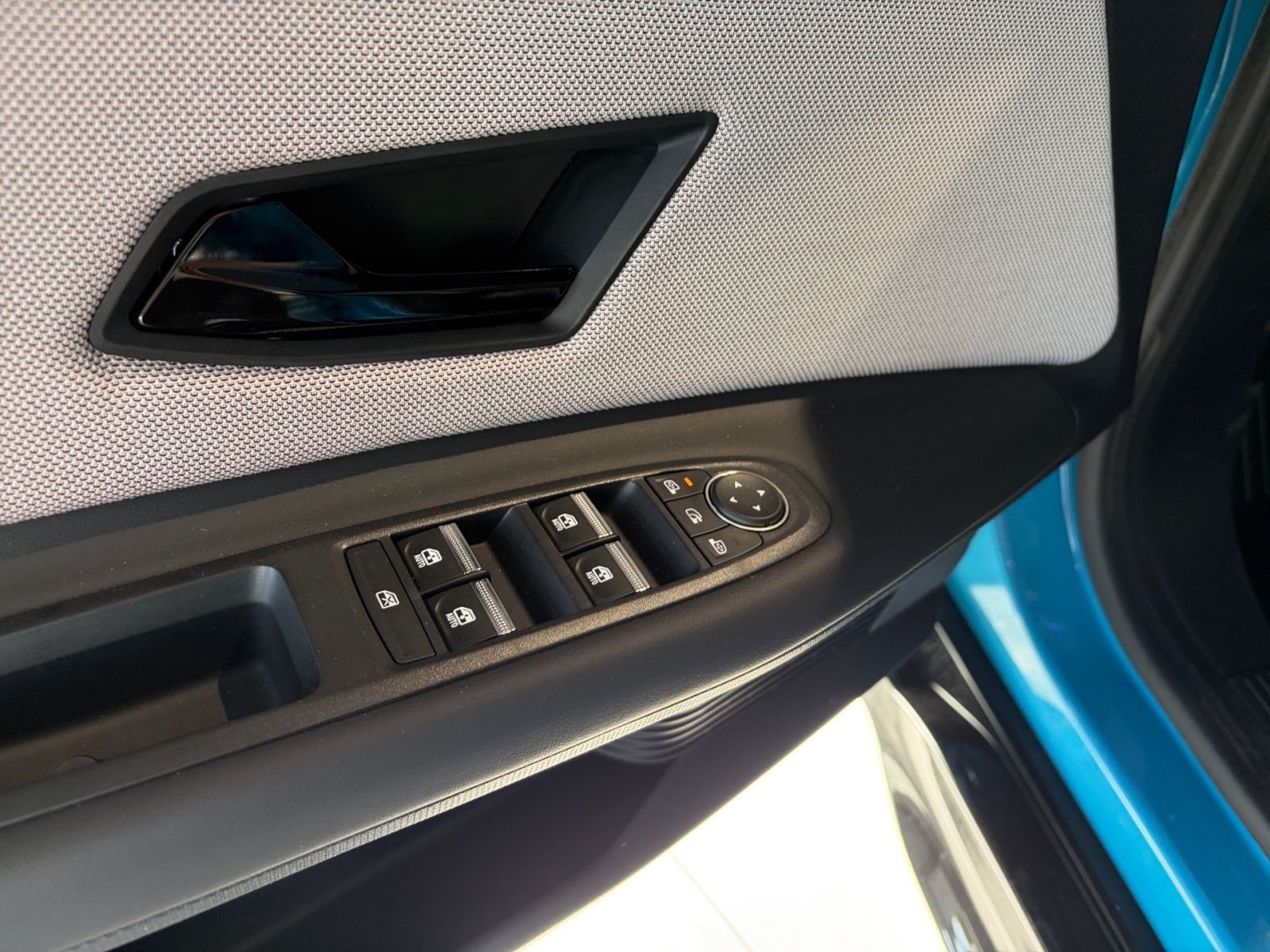 Nissan MICRA 40 kWh ADVANCE Navi SHZ Kamera