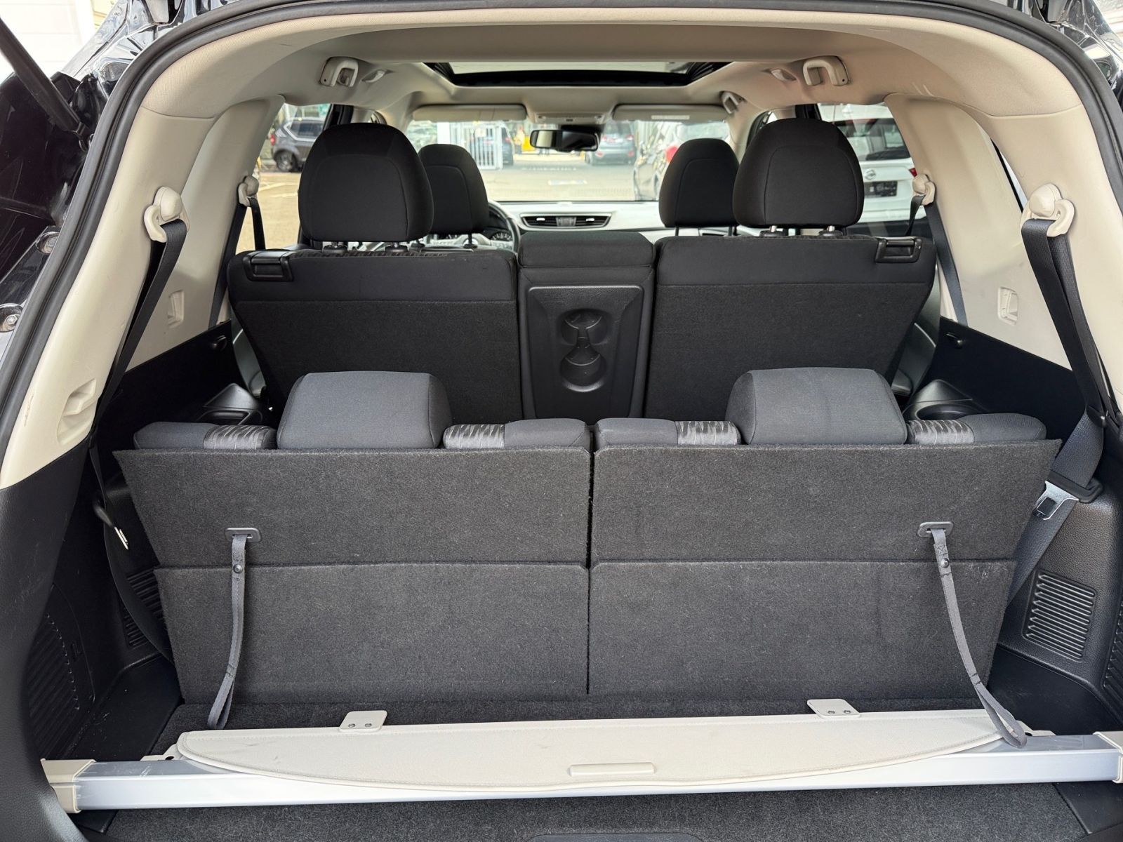 NISSAN NISSAN X-Trail Acenta 7-SITZER 360CAM PANO SHZ