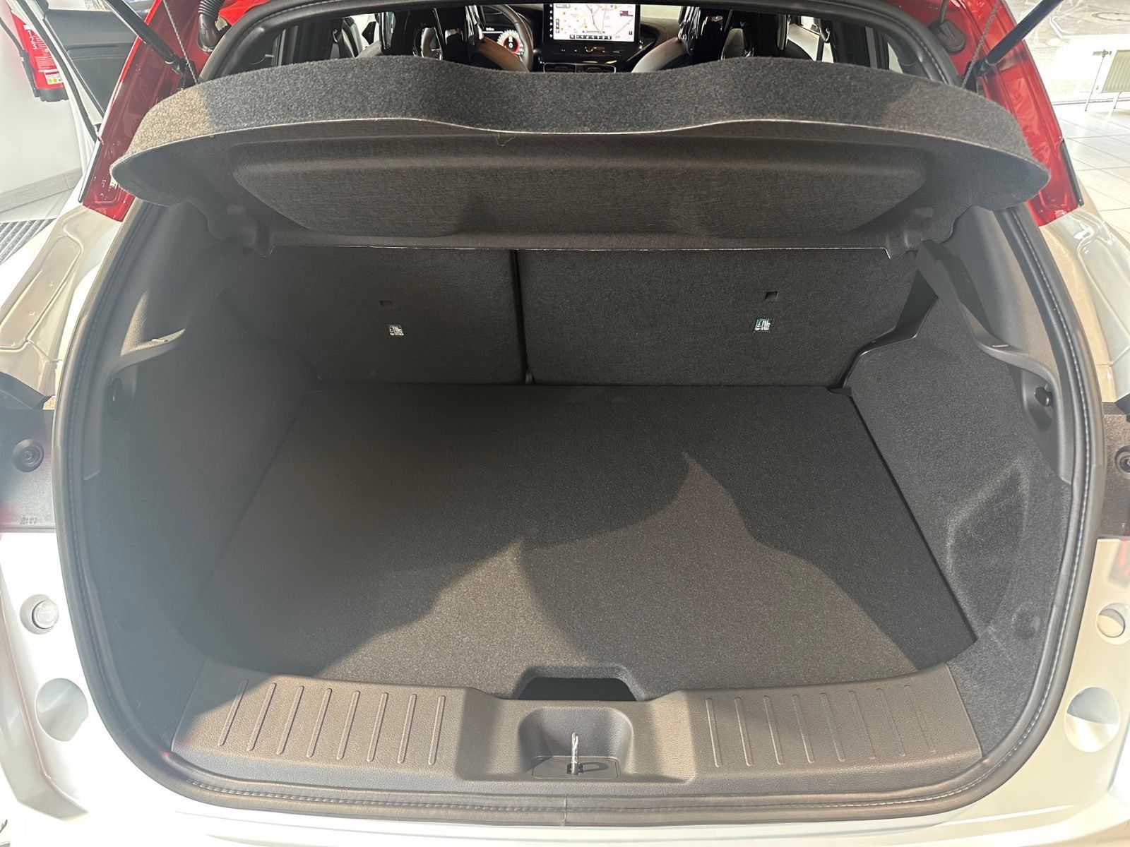 Nissan JUKE N-DESIGN 1.6 HYBRID 360° NAVI WINTER