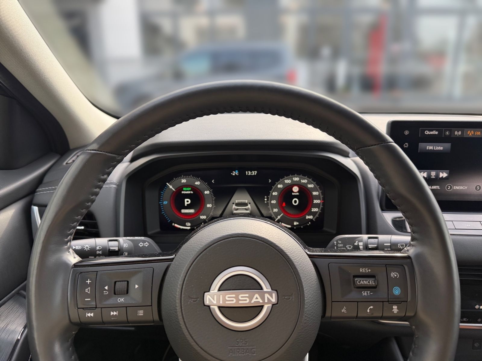 NISSAN QASHQAI 1.5 VC-T e-POWER N-Connecta Navi*Kamera