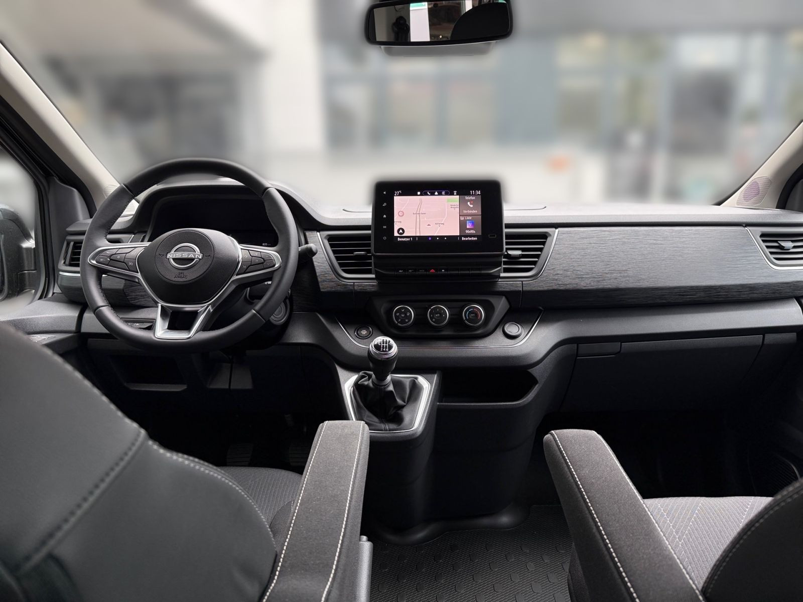 Nissan Primastar Kombi9 L1H1 2,8t dci150 MT TEKNA 2ST HK BES+ Design