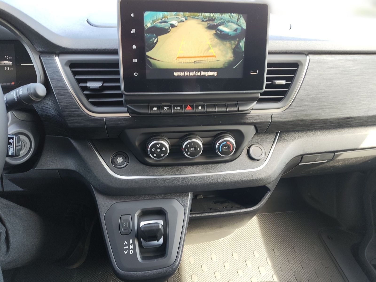 NISSAN Primastar Kombi9 L2H1 3,0t Navi*CarPlay*CAM*LED