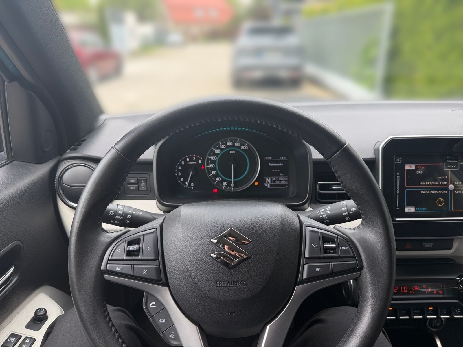 SUZUKI Ignis 1.2 Comfort+ AT NAVI*CAM*SHZ*LED