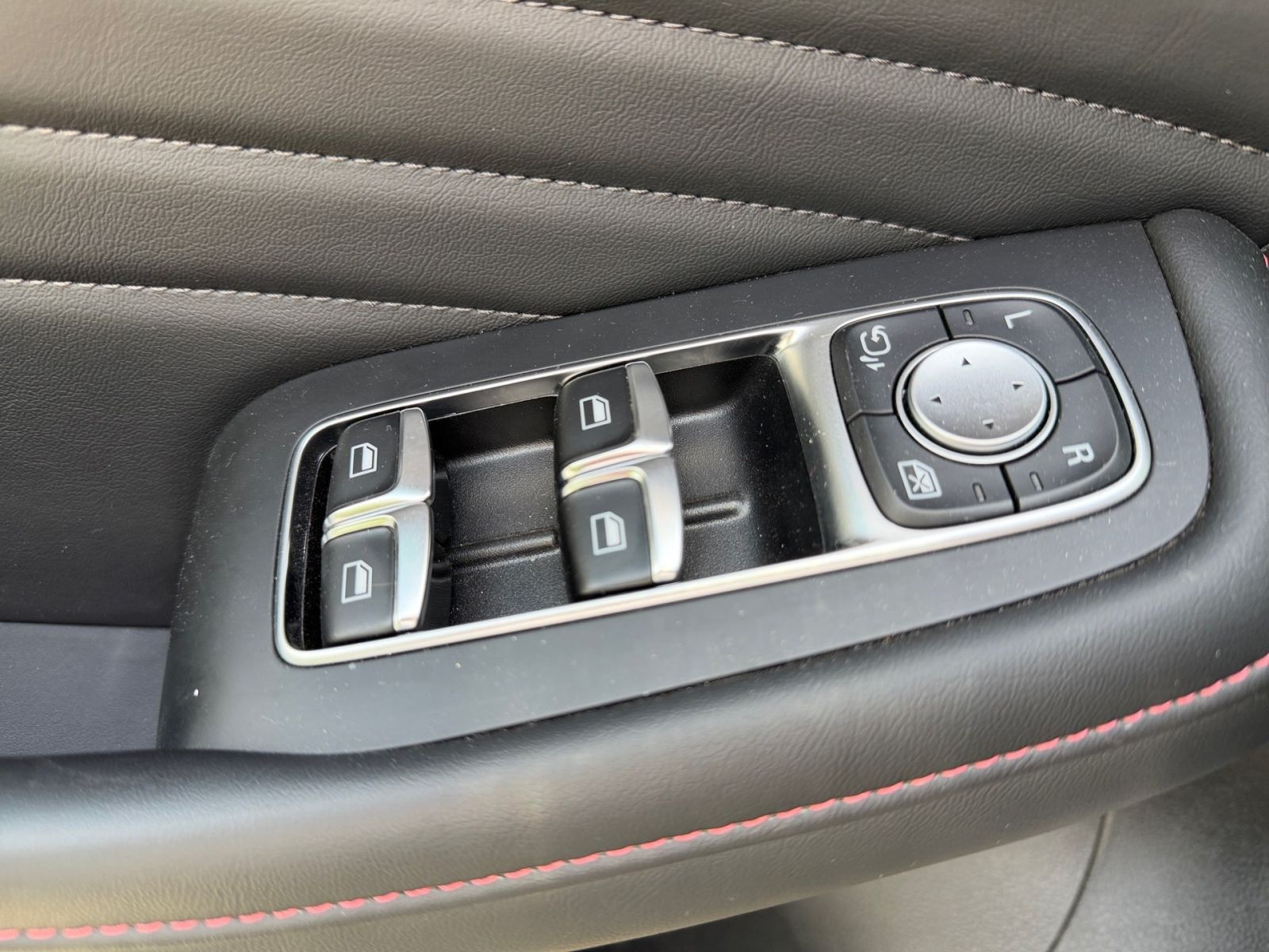 MG HS 1.5TGDI LUXURY Automatik*PANO*CarPlay*360°CAM