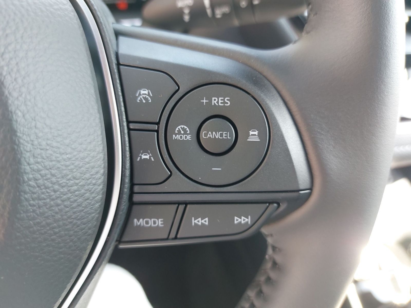 SUZUKI Swace 1.8 Comfort+ CVT Hybrid Navi*CarPlay