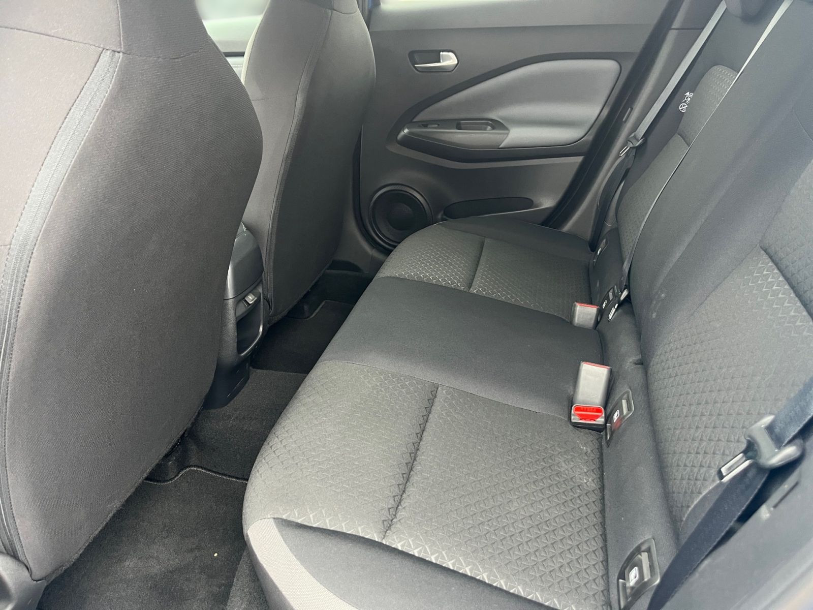 Nissan Juke 1.0 DIG-T DCT Navi*Totwinkel*360°Kamera*LED