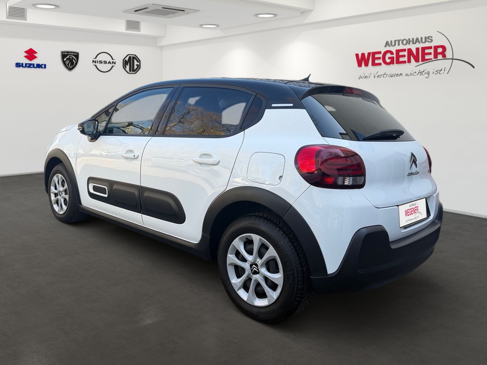 CITROEN C3 1.2 PureTech 110 Shine Pack Navi*Bluetooth