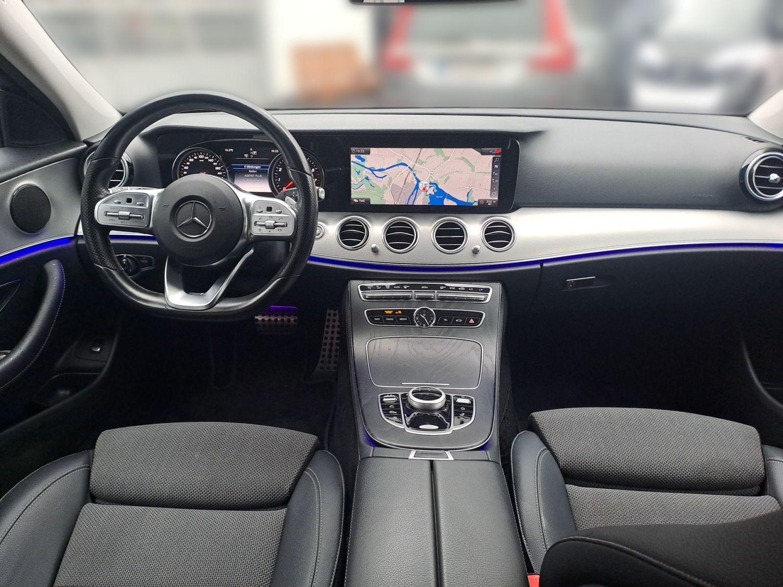 Mercedes-Benz E 200 AMG-LINE Luftfederung*Multibeam LED*360°