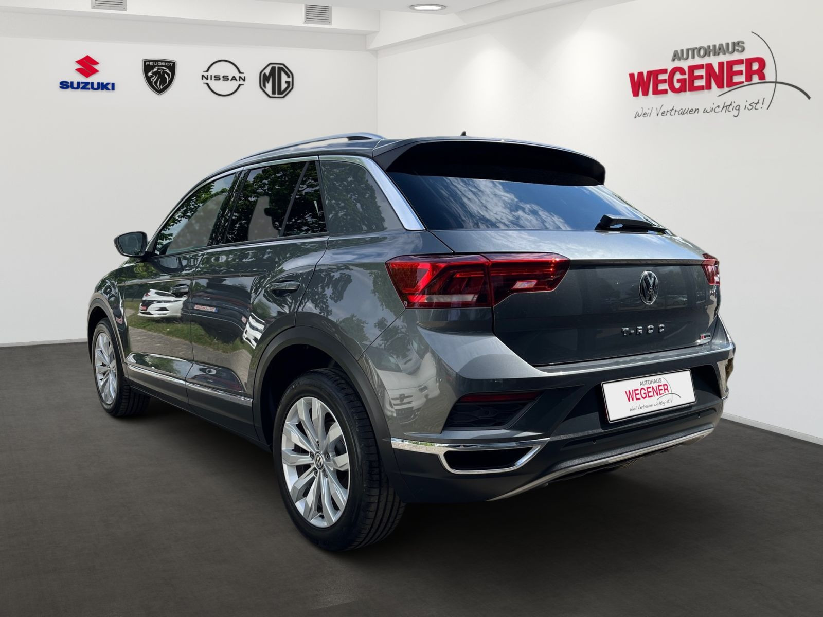 Volkswagen T-Roc 2.0 TSI 4Motion Navi*Bluetooth*ACC*LED