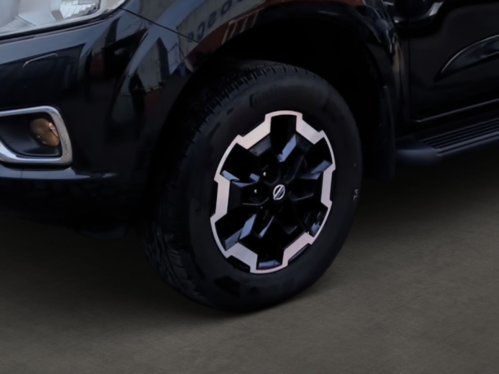 NISSAN NAVARA 2.3 dCi 4x4 DC Acenta WR-Satz*GRA*AHK