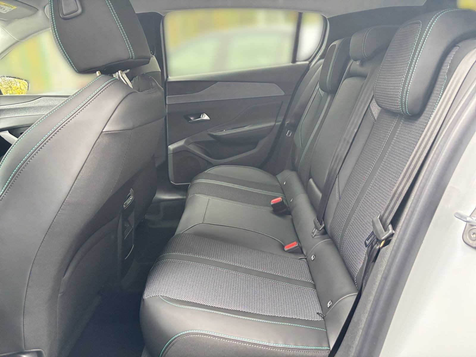 Peugeot 308 Allure Hybrid 145 e-DSC6 *Kamera*SHZ*