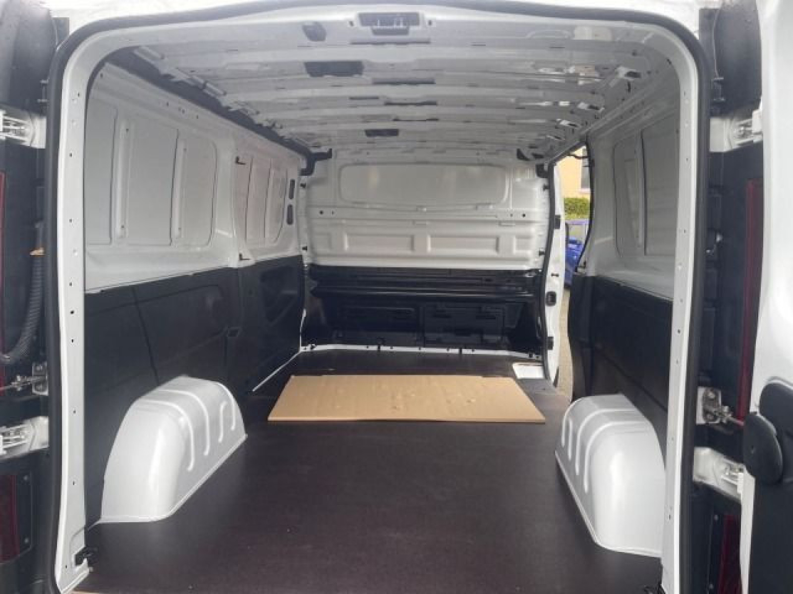 Nissan Primastar Kasten L2H1 3,0t